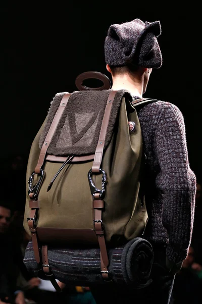 Look 36